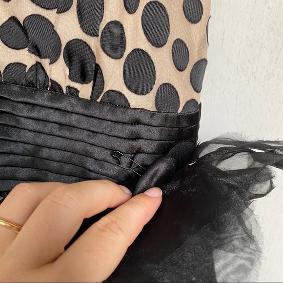 Anthropologie Burlapp Tan Polka Dot Tulle Dress with Removable Flower – Size 8 - Picture 5 of 10